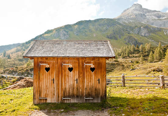 Plumpsklos im Salzburger Lungau