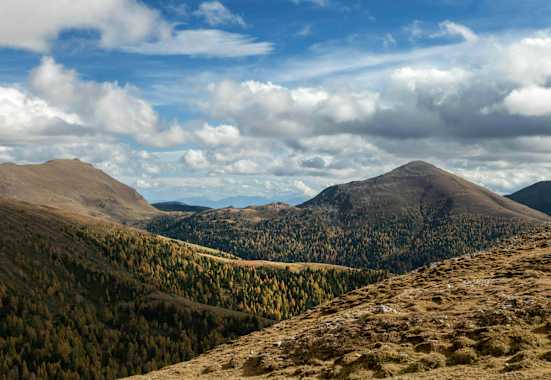Herbstliches Wandern in den Kärntner Nockbergen