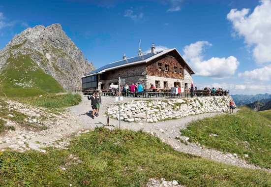 Schmankerl-Ziel in den Allgäuer Alpen: Die Fiderepasshütte