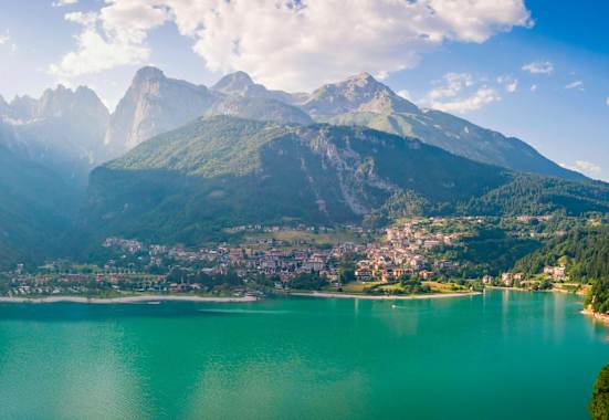 Blick auf den Molvenosee