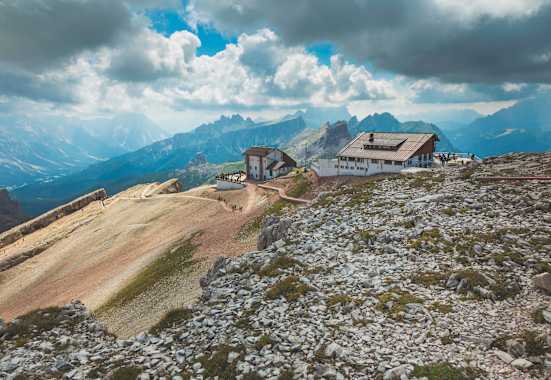 Rifugio Lagazuoi (2.778 m) Dolomiten