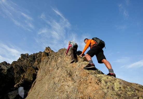 Kletterpassagen überwinden
