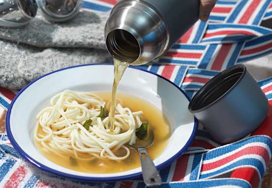Misosuppe mit Udon Nudeln