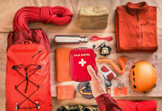 Notfallausrüstung: Erste Hilfe-Set