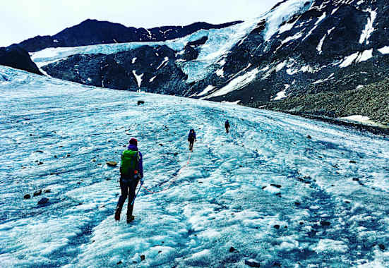 Seilschaft am Gletscher im Tiroler Pitztal