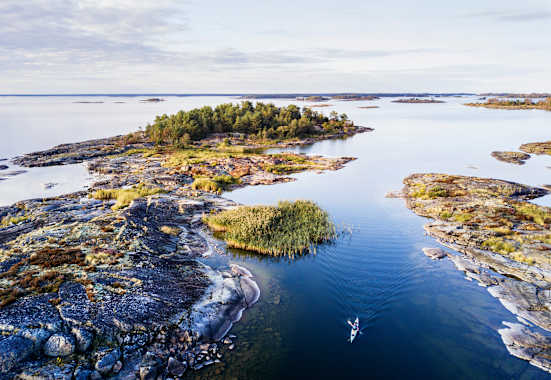 Die Weite findet man nicht nur in der Ferne: Kajaken im schwedischen Lurö-Archipel