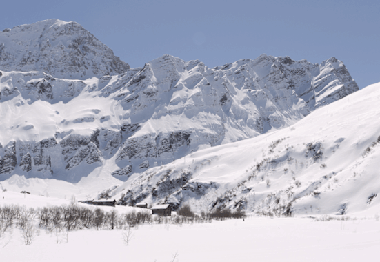Die Berglandschaft des Safientals in Graubünden bietet zahlreiche Skitourengipfel der Extraklasse