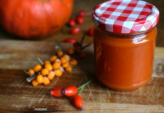 Superfood: Kürbis-Sanddorn-Hagebutte-Marmelade