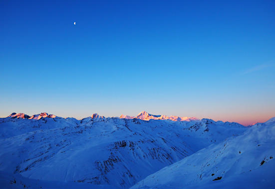 Schweiz: Sonnenaufgang in den Urner Alpen