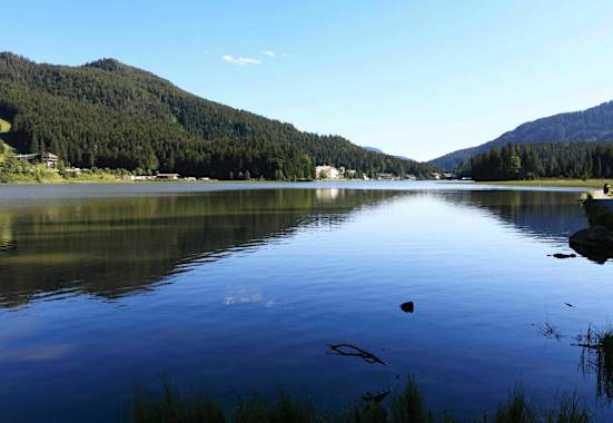 Der Spitzingsee in den Bayerischen Voralpen