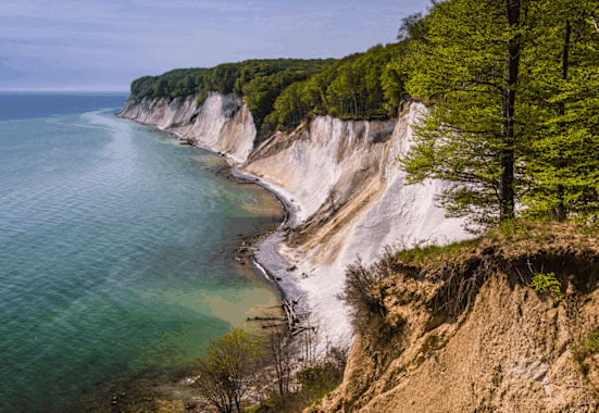 Entlang der Kreidefelsen und Steilküsten des Jasmund Nationalparks auf Rügen