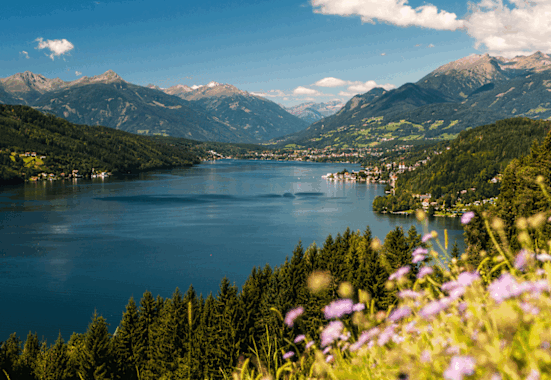 Während der stadtnahen Wanderung rund um den Eckberg hat man den Millstätter See stets im Blick