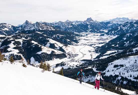 Auf den Kühgundkopf im Tannheimer Tal auf der Grenze zu Bayern und Tirol