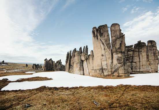 Unbekanntes Land und ungewisser Fels: eine Kletterexpeditionen der besonderen Art