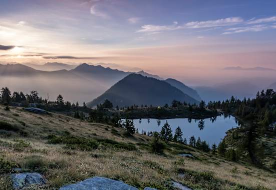 Ein Höhepunkt entlang des Trekking Maggiore ist der Bergsee von Salei (1.924 Höhenmeter), der zum Innehalten und Genießen einlädt.