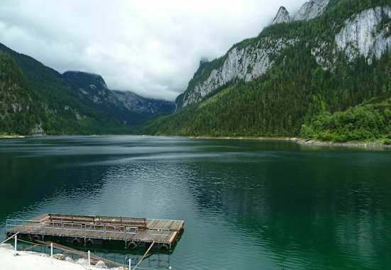Imposant: Das Dachsteinmassiv der dem Vorderen Gosausee