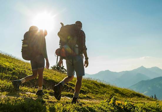 Wanderer in den Tannheimer Bergen in Tirol