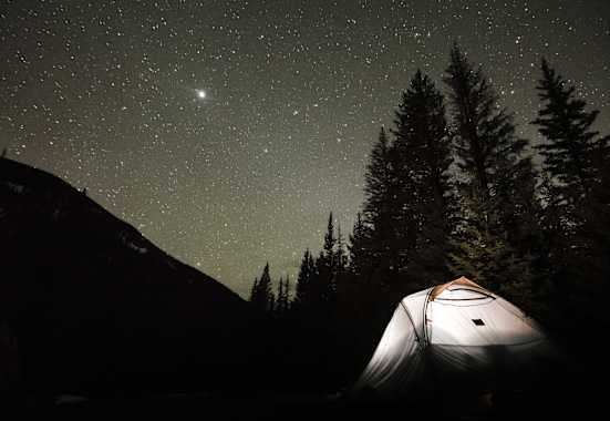 Gemütliches Zelt-Ambiente unterm Sternenzelt