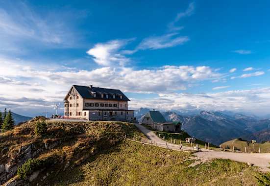 Das Rotwandhaus (1.737 m) in den Bayerischen Voralpen