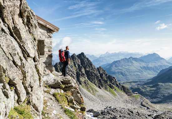 Auf der Montafoner Hüttenrunde - Blick von der Zollhütte oberhalb der Saarbrücker Hütte