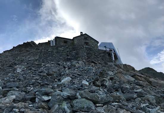 Cabane de la Dent Blanche