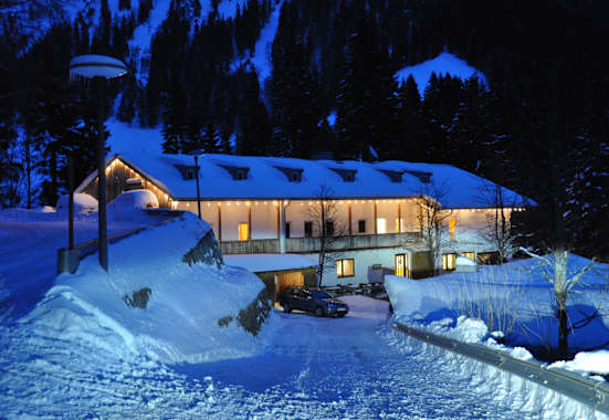 Das DAV-Haus Spitzingsee hat seinen Platz in den Bayerischen Voralpen, den Schlierseer Bergen.