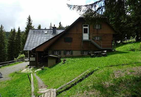 Die Grünangerhütte liegt auf der Koralpe
