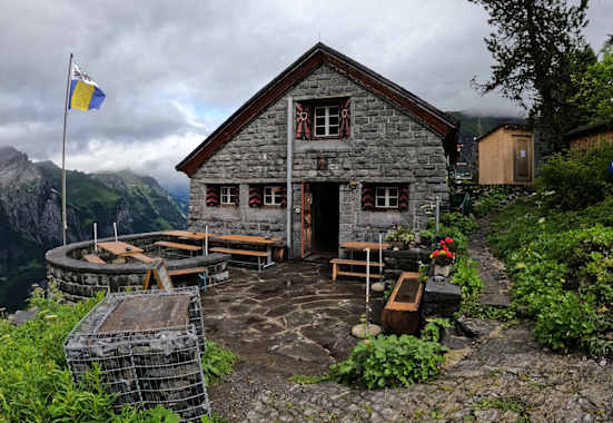 Doldenhornhütte
