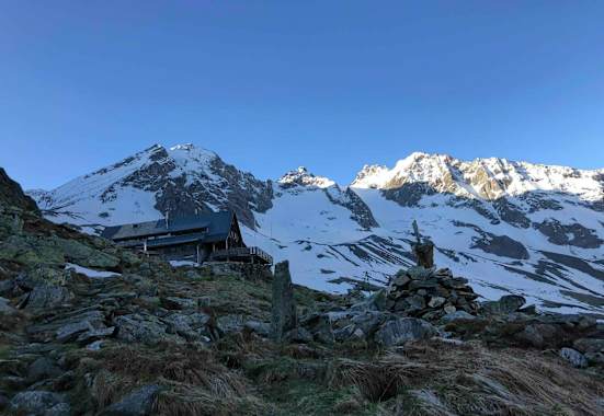Die Kasseler Hütte in den Zillertaler Alpen 