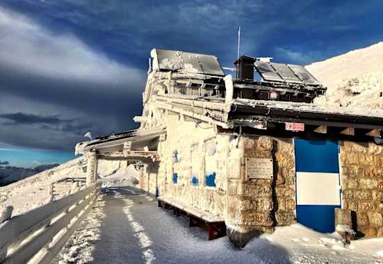 Rifugio Stivo Prospero Marchetti im Winter