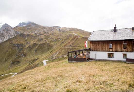 Das Tuxerjochhaus im Sommer