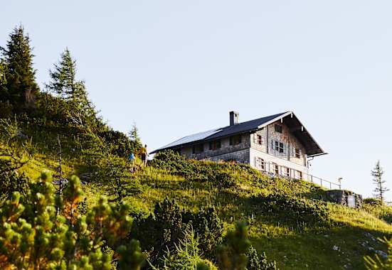 Das Zeppezauerhaus von unten