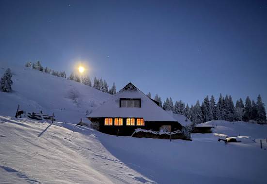 Die Baldenweger Hütte im Winter