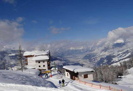 Außenansicht Berghotel Gerlosstein im Winter 