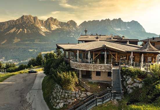 Blick auf das jezz Almresort