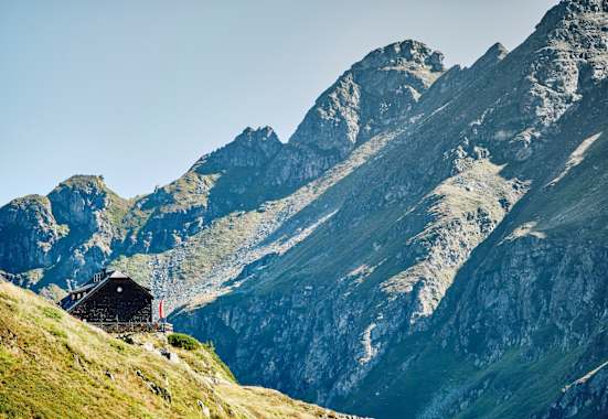 Die Ignaz-Mattis-Hütte liegt in den Schladminger Tauern.