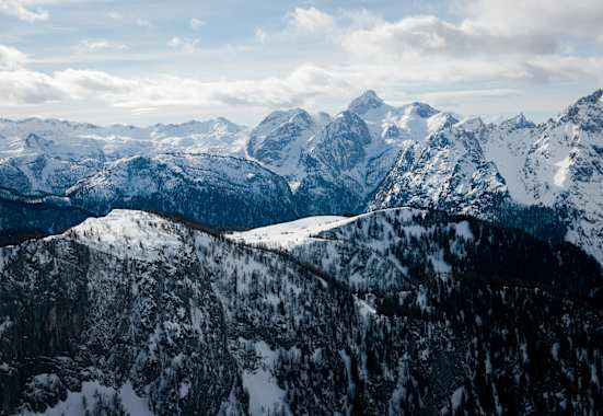 Im Vordergrund die Gotzenalm