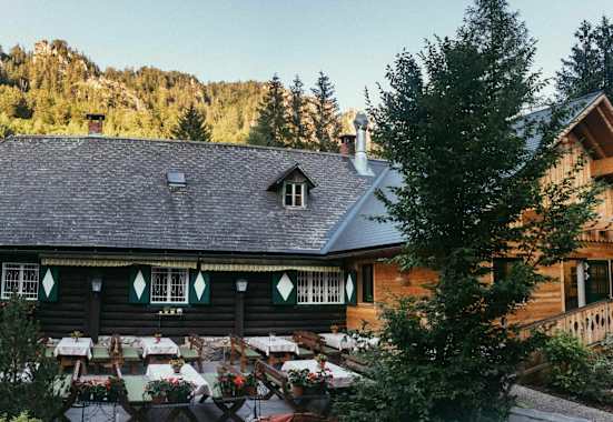 Die Karlhütte am Hengstpaß