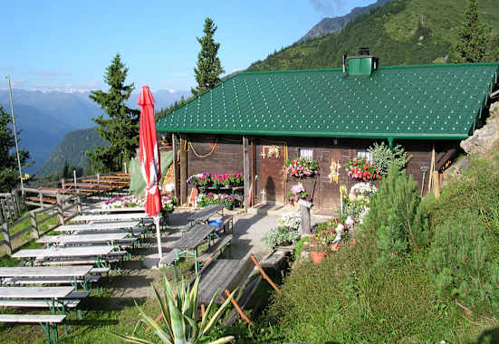 Die Bodensteinalm - klein, urig und mit perfekter Aussicht.