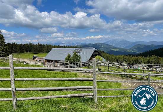 Die Kranichberger Schwaig auf 1.530 m.