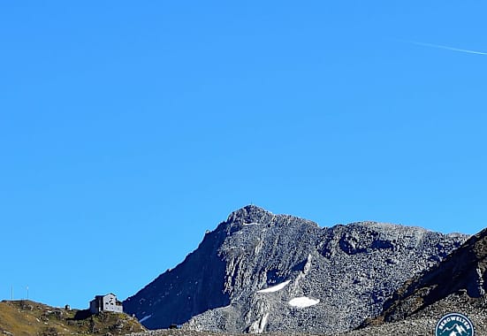 Die Lenkjöchlhütte steht im hinteren Ahrntal in Südtirol und im nördlichsten Zipfel von Italien.