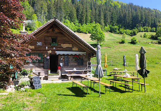 Die Lippenbauernhütte auf der Rettenbachalm oberhalb von Bad Ischl
