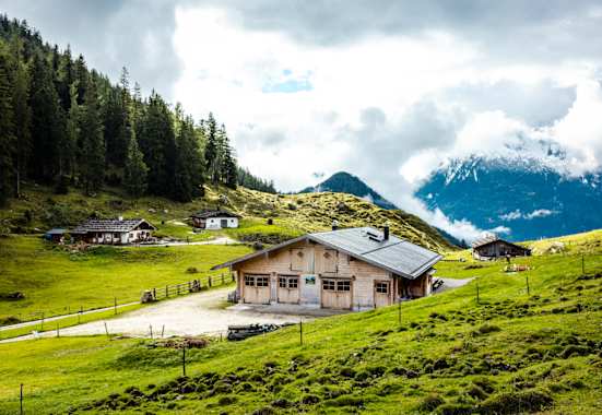 Die Lattengebirgsalmen: die Mordaualm, die Lattenbergalm und die Moosenalm