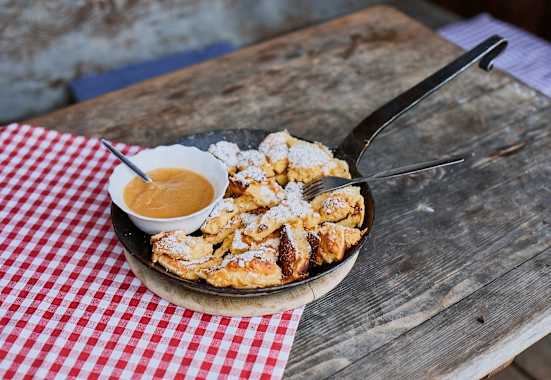 Kaiserschmarrn auf der Dandl Alm