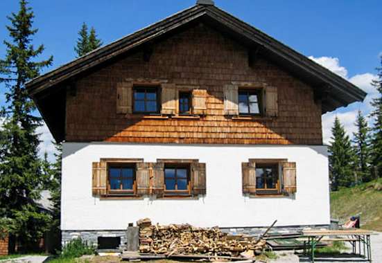Die Roßbrandhütte von außen