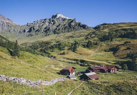Die Rotstockhütte befindet sich am Fuße des Schilthorns (2.973 m) im Berner Oberland.