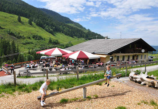 Spielplatz vor der Schönangeralm, Wildschönau