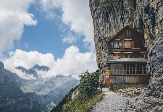 Das Aescher Wildkirchli – ein bekanntes und beliebtes Fotomotiv