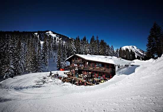 Ansicht Spielberghaus im Winter