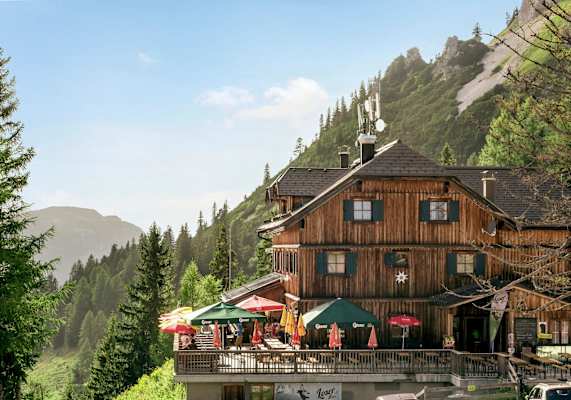 Die Loserhütte lädt zum Verweilen ein.